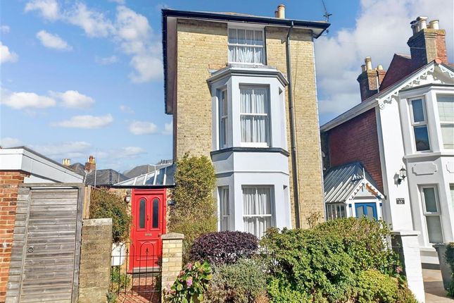 Bellevue Road, Cowes, Isle of Wight 4 bed detached house for sale