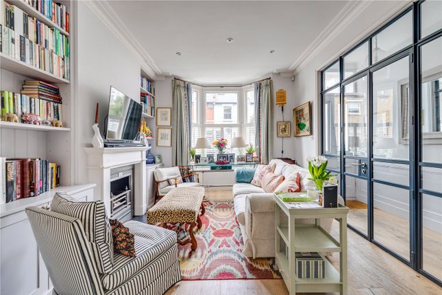 Rosaline Road, London, SW6 3 bed terraced house for sale