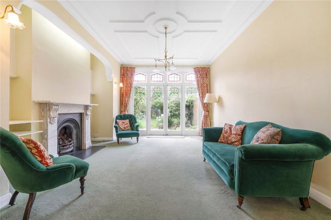 5 bedroom semi-detached house for sale