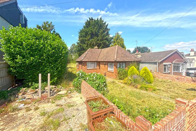 1 bedroom detached bungalow for sale