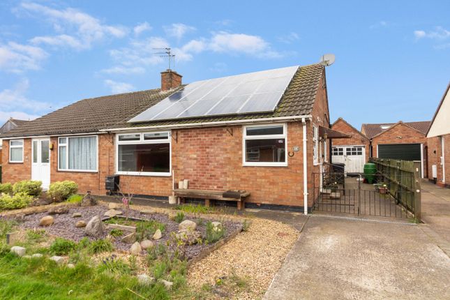 2 bedroom semi-detached bungalow for sale