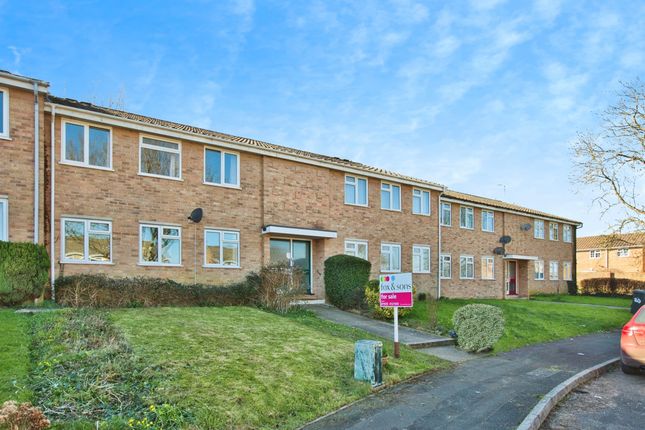 2 bedroom ground floor flat for sale