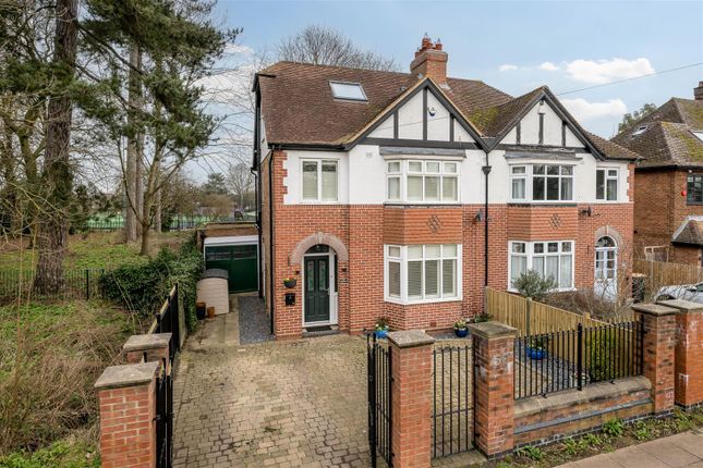 Park Avenue, Bedford 4 bed house for sale