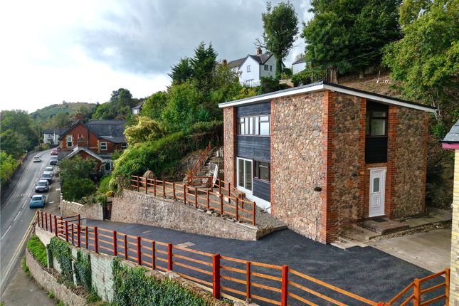 48 Wyche Road, Malvern... 3 bed detached house for sale