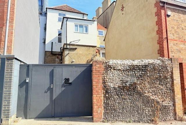 Albert Court, Ramsgate CT11 3 bed house for sale
