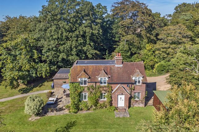 Telham Lane, Battle TN33 4 bed equestrian property for sale