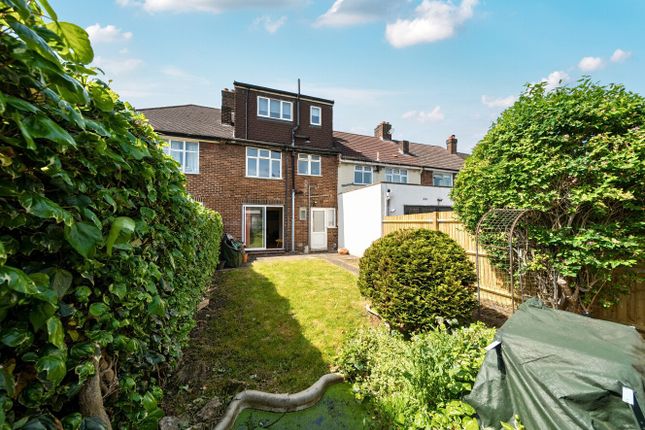 Further Green Road, Catford, London, SE6 4 bed terraced house for sale