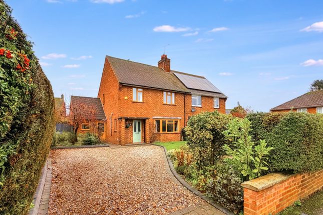 3 School Close, Yelvertoft, NN6 6LL 3 bed semi