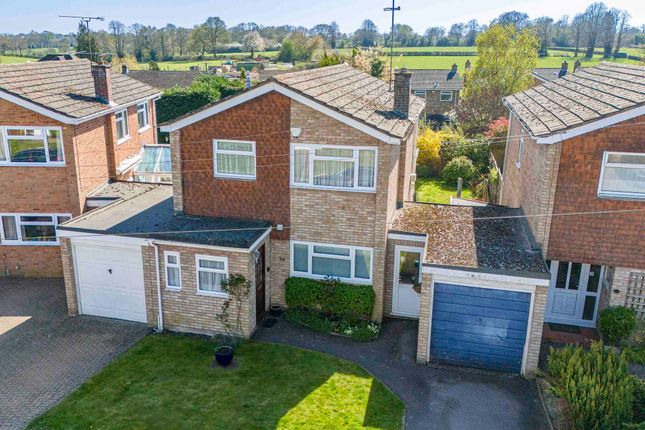 St. Margarets Grove, High Wycombe HP15 3 bed house for sale