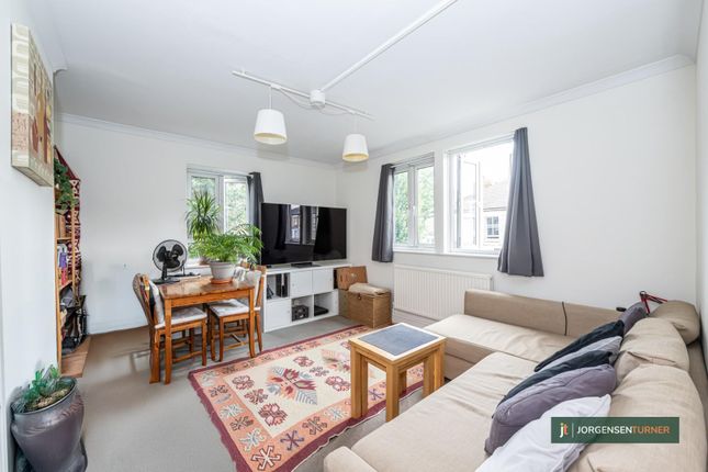 Aldine Street, Shepherds Bush London 1 bed flat for sale