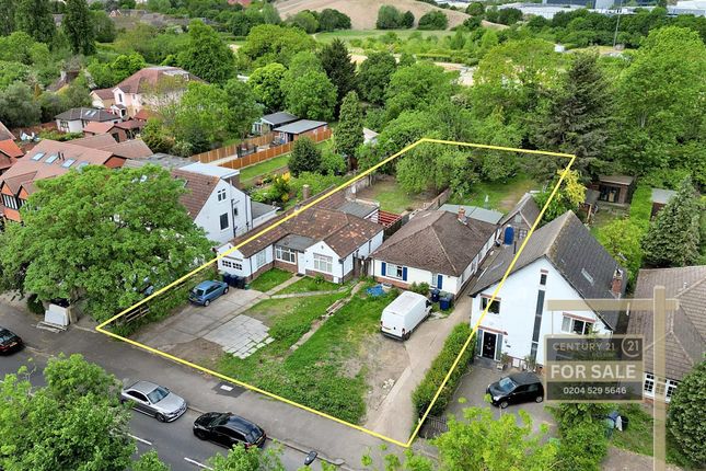 Tentelow Lane, SOUTHALL UB2 7 bed detached bungalow for sale