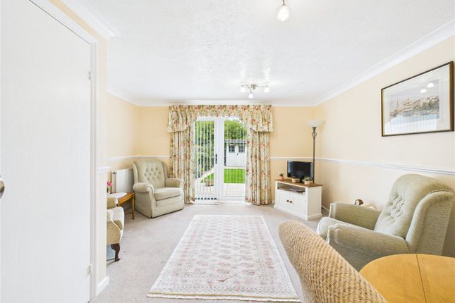 Headley Court, Bristol, BS13 2 bed terraced house for sale