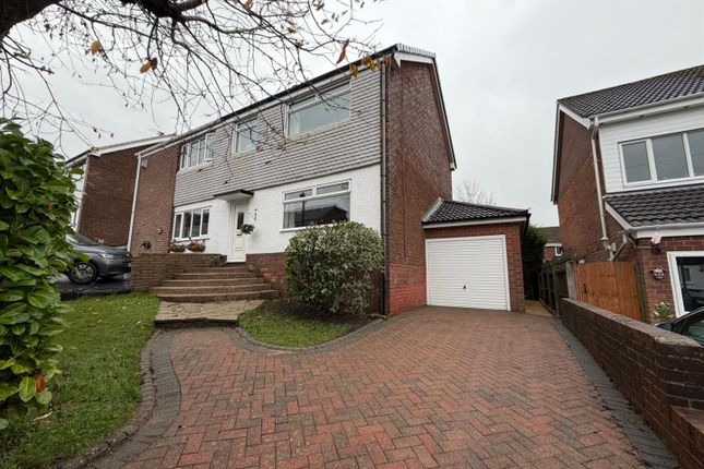 High Bank Avenue, Stalybridge SK15 3 bed semi