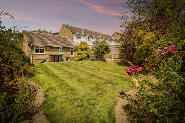 2 bed semi-detached bungalow