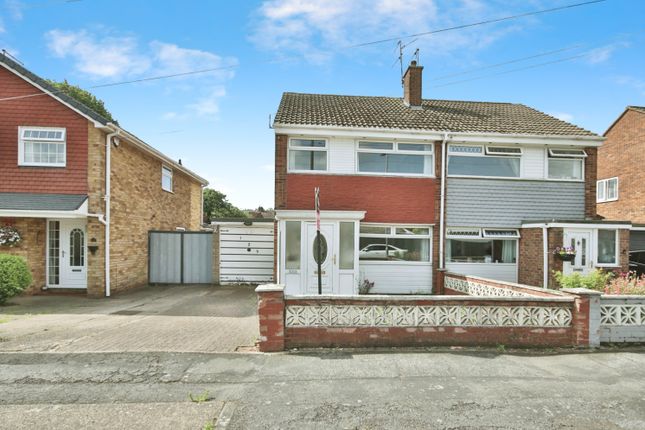 Ridgestone Avenue, Bilton, Hull, HU11... 3 bed semi