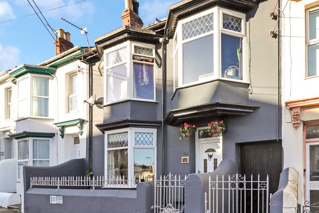 Clovelly Road, Bideford, EX39 4 bed terraced house for sale