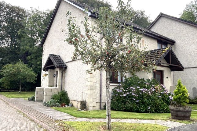 2 bedroom ground floor flat for sale