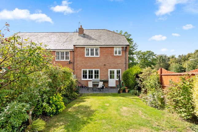 Welwyn Hall Gardens, Welwyn, AL6 3 bed end of terrace house for sale