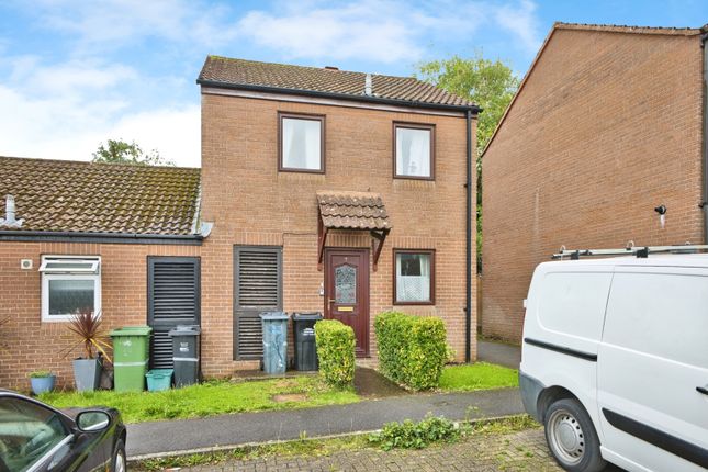 2 bedroom semi-detached house for sale