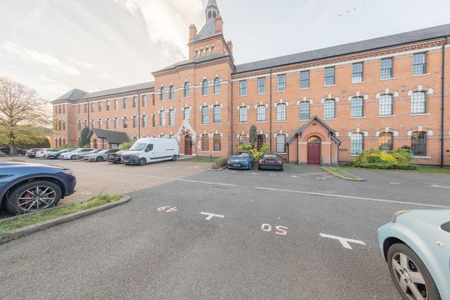 Highcroft Road, Birmingham B23 3 bed flat for sale