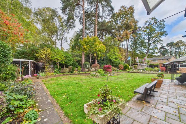 Ripplesmere, Bracknell, Berkshire, RG12 4 bed end of terrace house for sale