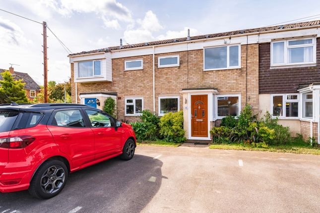 Hoveton Place, Badersfield 3 bed terraced house for sale