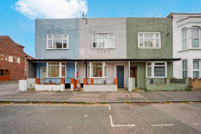 Cruikshank Road, Stratford, E15 1 bed apartment for sale