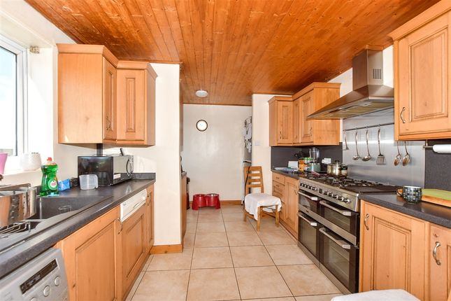 Hollands Avenue, Folkestone, Kent 3 bed end of terrace house for sale