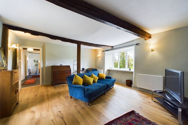 5 bedroom semi-detached house for sale