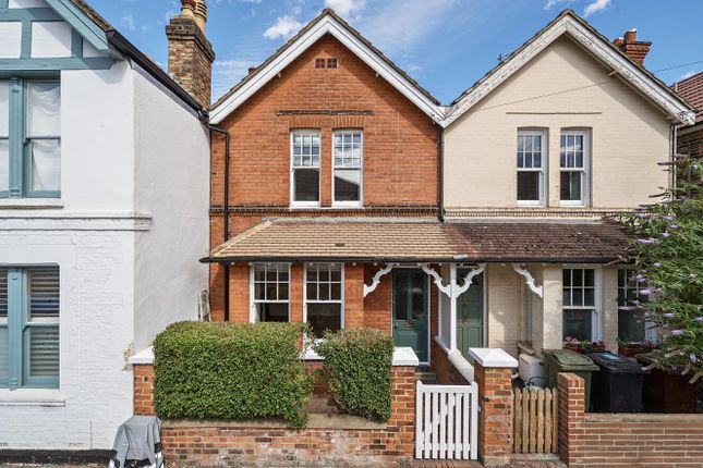 Springfield Road, Guildford 3 bed semi