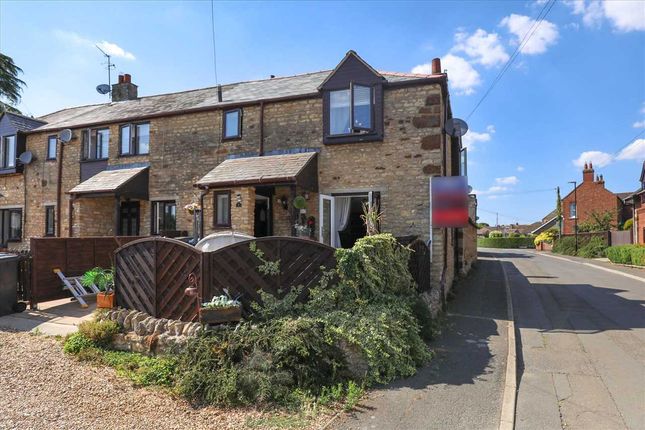 Wold Road, Burton Latimer 2 bed end of terrace house for sale