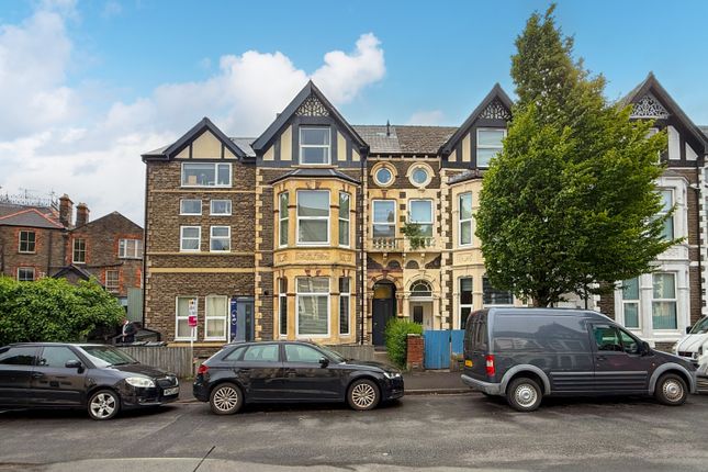 1 bedroom ground floor flat for sale