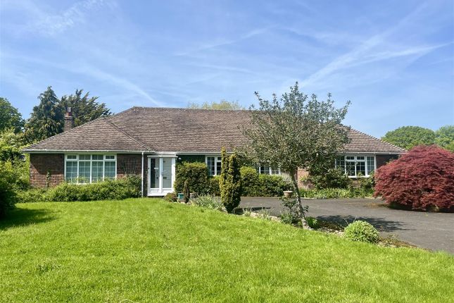 4 bedroom detached bungalow for sale