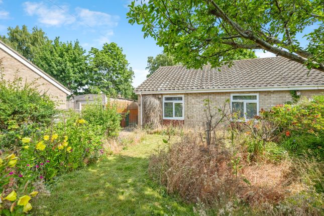 2 bedroom semi-detached bungalow for sale