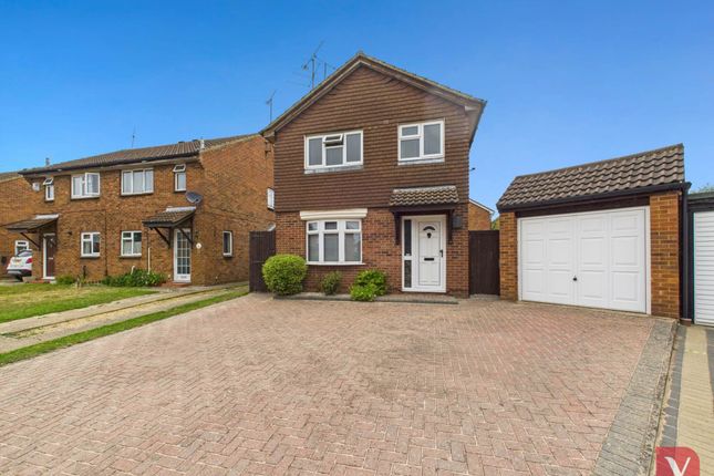 Enderby Road, Luton LU3 3 bed detached house for sale