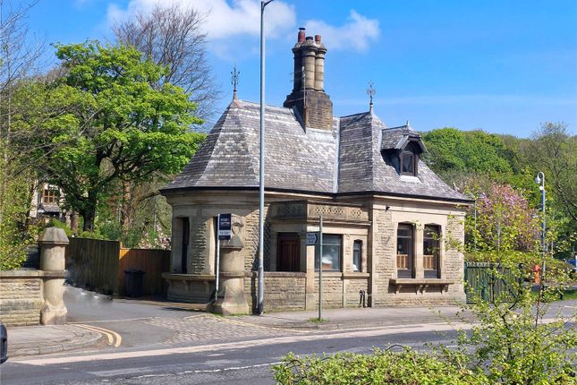 Bacup Road, Rawtenstall, Rossendale, BB4 2 bed detached house for sale