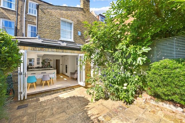 Petworth Street, London, SW11 4 bed terraced house for sale