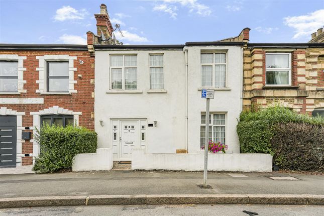 Grand Drive, Raynes Park SW20 4 bed terraced house for sale