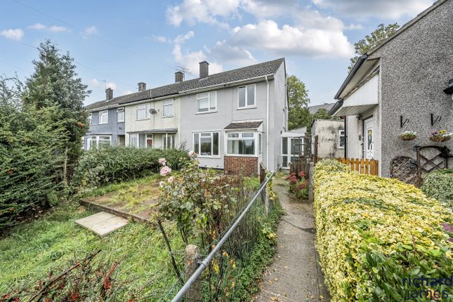 Akers Way, Moredon, Swindon, SN2 3 bed terraced house for sale