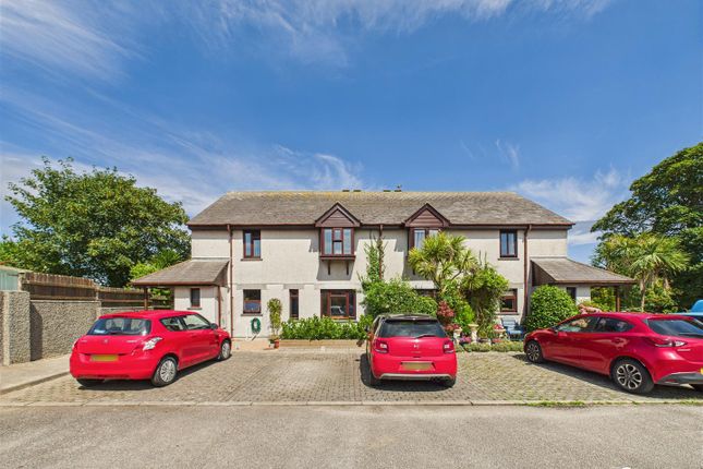 2 bedroom ground floor flat for sale