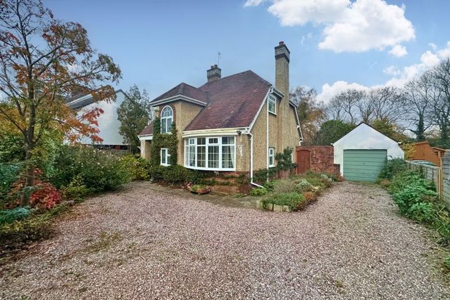 3 bed semi-detached house