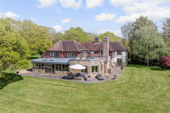 Danegate, Tunbridge Wells TN3 4 bed detached house for sale