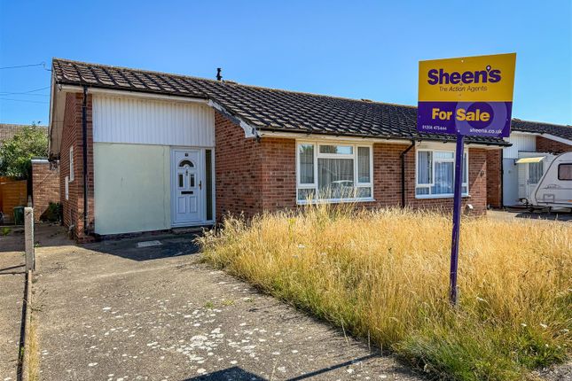 1 bedroom semi-detached bungalow for sale