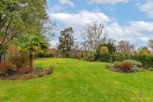 Newlands Avenue, Radlett 6 bed detached house for sale