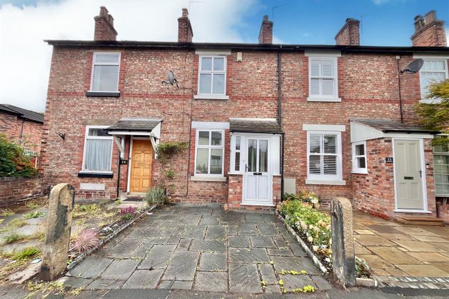 Oak Lane, Wilmslow 2 bed terraced house for sale