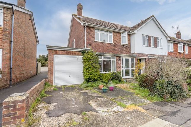 Langdale Avenue, Chichester 3 bed semi