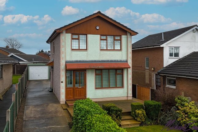 Bierley Lane, Bradford BD4 3 bed detached house for sale