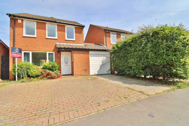 3 bedroom link detached house for sale