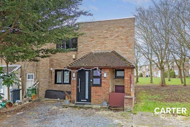 Dewsgreen, Basildon, SS16 4 bed end of terrace house for sale