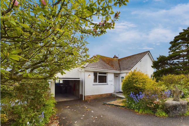 2 bedroom semi-detached bungalow for sale